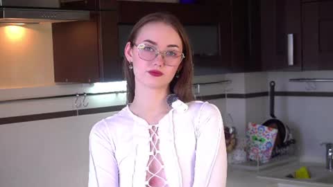 Snapshot of morning__glow chatting on July 2026 03:21:02 AM Alisa online show from July 2026 03:21:02 AM
