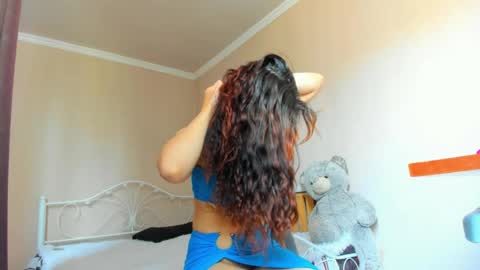 Snapshot of moroccan_diamond_ chatting on April 2026 07:39:02 AM Medina online show from April 2026 07:39:02 AM