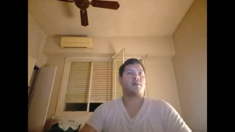 Bruno online show from November 2025 04:45:02 AM