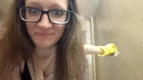 Snapshot of morriganthorn chatting on October 2025 12:09:01 AM Switch Princess Chloe online show from October 2025 12:09:01 AM