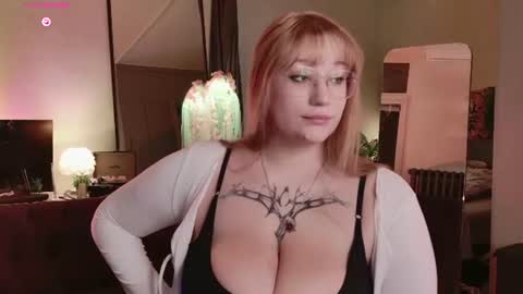 Snapshot of morvelyn chatting on July 2026 09:31:02 PM morvelyn online show from July 2026 09:31:02 PM