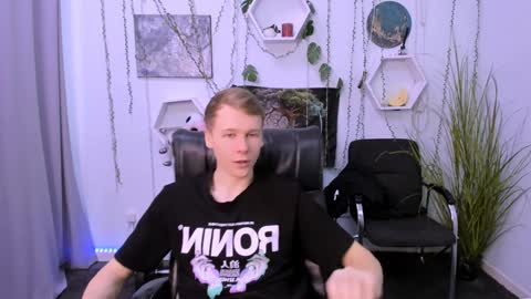 Welcome here online show from December 2024 07:10:02 PM