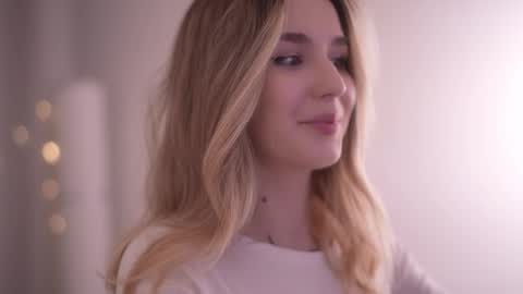 MIRA online show from October 2025 04:08:02 PM