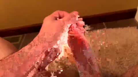 Snapshot of motomo12 chatting on February 2025 12:59:01 PM Henry online show from February 2025 12:59:01 PM