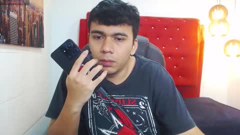 Mou Fly online show from October 2025 12:50:02 PM