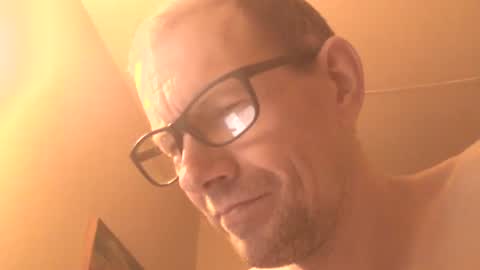 Snapshot of moviem1978 chatting on January 2025 08:45:02 PM Frederik online show from January 2025 08:45:02 PM