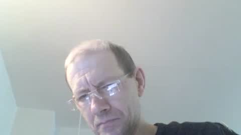 Snapshot of moviem1978 chatting on February 2025 08:19:02 AM Frederik online show from February 2025 08:19:02 AM