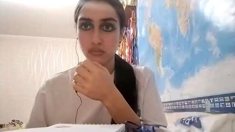 Karla online show from November 2025 07:38:01 PM