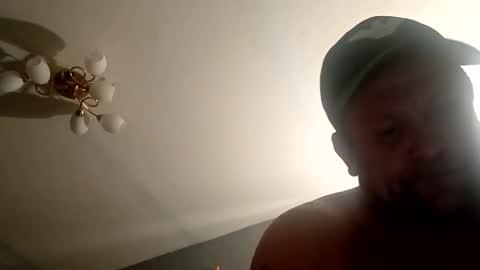 Snapshot of mr688764 chatting on October 2025 01:35:01 AM IngussugnI online show from October 2025 01:35:01 AM