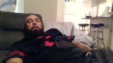 Mr8 online show from October 2025 10:07:01 PM