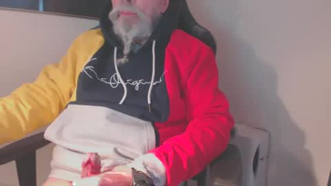 mr_boombastic2021 online show from December 2024 10:14:02 AM