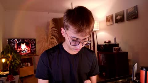 Mr Evans online show from November 2025 02:30:02 PM