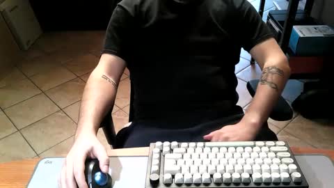 mr_kaa online show from February 2025 01:38:01 PM