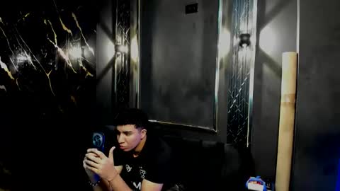 mr_maximo online show from November 2025 04:22:01 AM