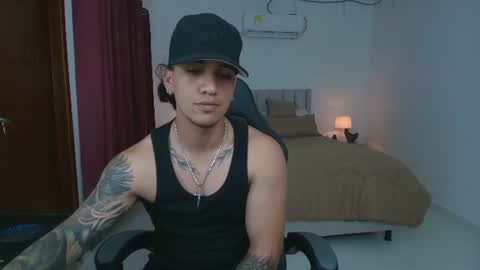 Snapshot of mr_maximo chatting on June 2026 02:47:02 AM mr_maximo online show from June 2026 02:47:02 AM