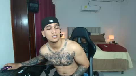 Snapshot of mr_maximo chatting on July 2026 03:20:02 AM mr_maximo online show from July 2026 03:20:02 AM