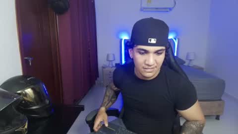 Snapshot of mr_maximo chatting on August 2026 03:50:02 AM mr_maximo online show from August 2026 03:50:02 AM