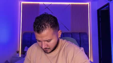 MIKEE online show from July 2026 03:06:02 AM