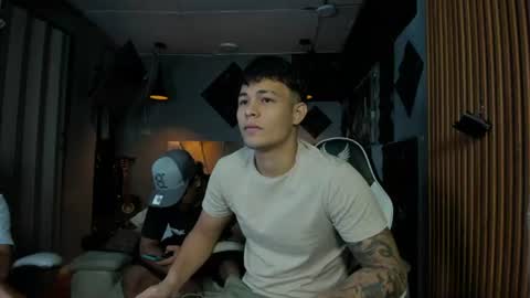 mr_mois online show from July 2026 05:14:01 AM