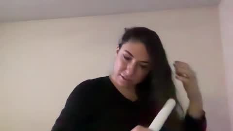 Mr  Mrs Glitter online show from March 2026 04:08:01 AM