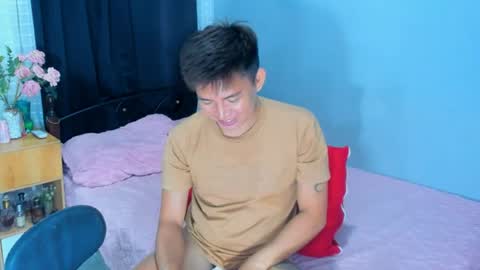 Snapshot of mr_squidcock chatting on June 2026 02:26:02 PM KYLE online show from June 2026 02:26:02 PM