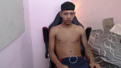 Snapshot of mr_stiven_ chatting on January 2025 05:51:01 AM mr_stiven_ online show from January 2025 05:51:01 AM