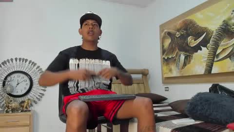 mr_stiven_ online show from May 2026 10:48:01 PM