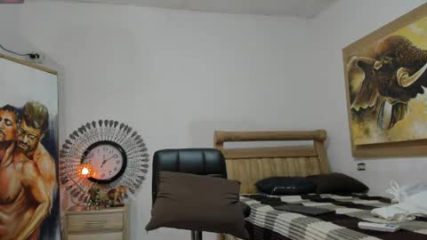 mr_stiven_ online show from May 2026 07:50:01 AM