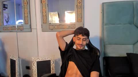 MR online show from November 2025 02:55:01 AM