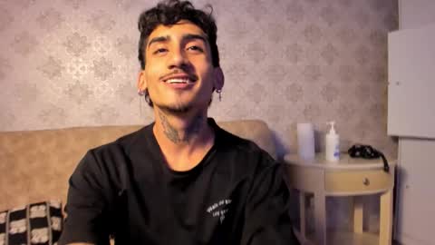 MR online show from November 2025 03:05:01 AM