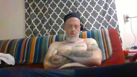 Mr. Daddy online show from November 2025 06:37:02 AM