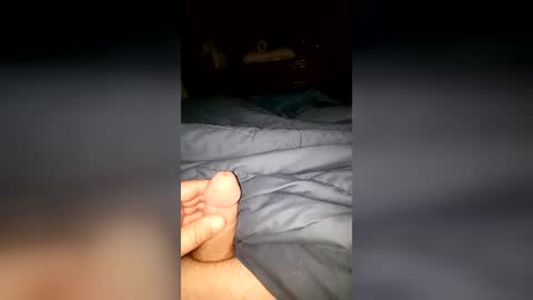 Snapshot of mr_white_420 chatting on July 2026 04:09:01 AM mr_white_420 online show from July 2026 04:09:01 AM