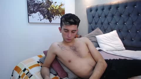 Snapshot of mr_williseo chatting on December 2024 11:13:01 PM williseo online show from December 2024 11:13:01 PM