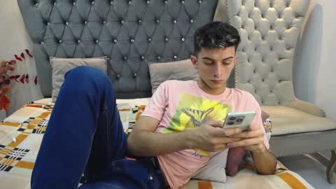 Snapshot of mr_williseo chatting on December 2024 02:06:02 AM williseo online show from December 2024 02:06:02 AM