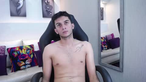 Snapshot of mr_williseo chatting on March 2025 10:49:02 PM williseo online show from March 2025 10:49:02 PM