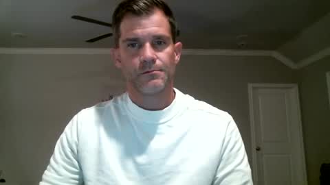 MrAsstastix online show from October 2025 03:50:02 AM