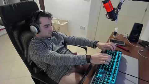 GoodBoy online show from February 2025 06:13:02 PM