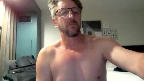 mrcumstain online show from February 2026 04:10:01 AM