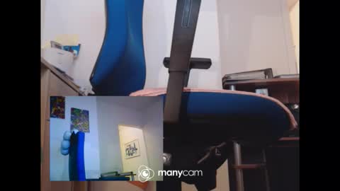 MrJohnsen1975 online show from April 2026 05:59:01 PM