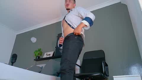 Snapshot of mrfox__ chatting on October 2025 07:36:02 PM Mr Fox online show from October 2025 07:36:02 PM