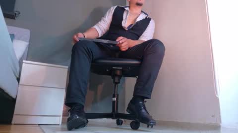 Snapshot of mrfox__ chatting on November 2025 07:35:02 PM Mr Fox online show from November 2025 07:35:02 PM