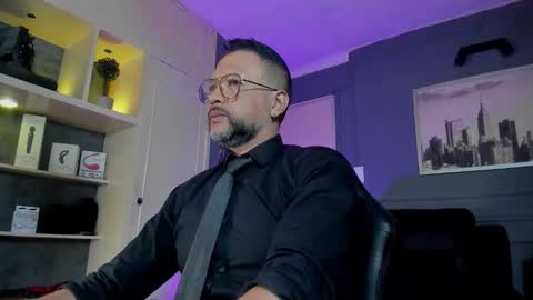 Snapshot of mrfrank_tattoo chatting on February 2026 10:44:02 AM MrFrank. online show from February 2026 10:44:02 AM