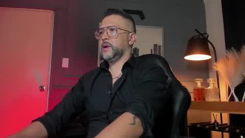 Snapshot of mrfrank_tattoo chatting on February 2026 10:34:02 AM MrFrank. online show from February 2026 10:34:02 AM