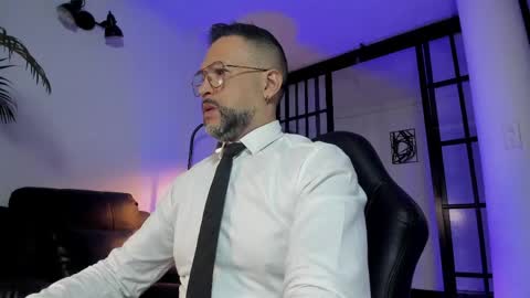 Snapshot of mrfrank_tattoo chatting on March 2026 11:50:01 AM MrFrank. online show from March 2026 11:50:01 AM