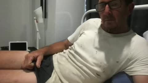 mrgray11xxx aussie online show from January 2026 05:35:01 AM