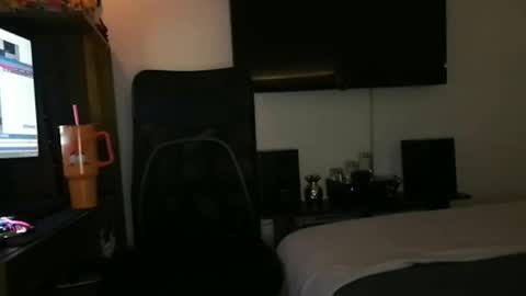 mrmiss_dannys online show from March 2025 03:11:01 AM