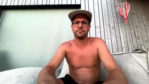 mrnieve online show from July 2026 06:39:02 PM