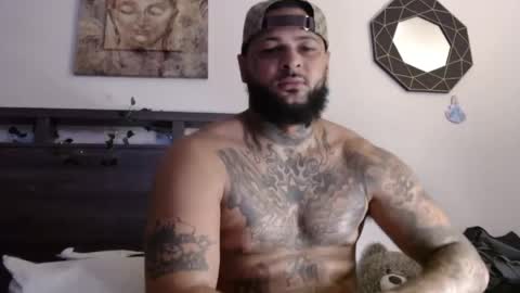 mrnineinch1995 online show from April 2026 02:35:01 AM