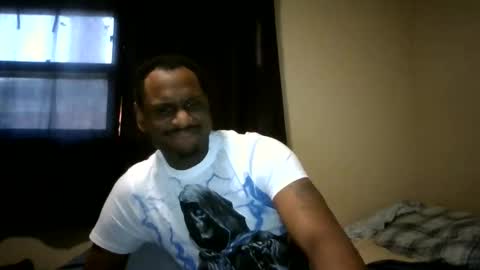 Snapshot of mroutla chatting on February 2026 07:12:01 PM shaun online show from February 2026 07:12:01 PM