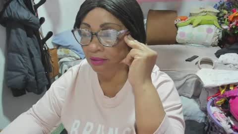 mrs_mommy online show from June 2026 07:36:01 PM